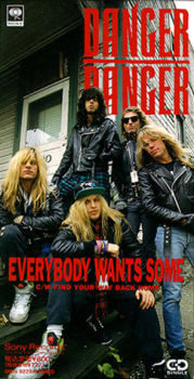 Everybody Wants Some : Front