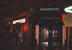 The Downtown : Front