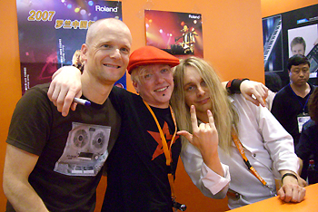 Rob at Palm Expo 2007 #21, June 3 - Autograph Session, with V-Topia