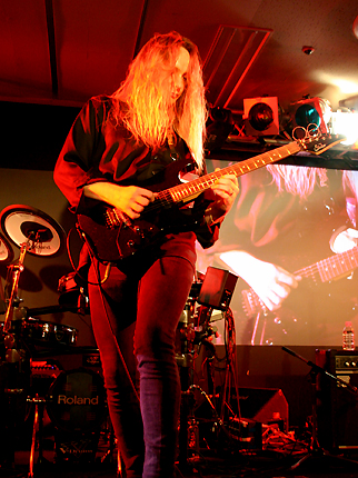 Rob is Playing!!! - October 8, 2006 at Gakki Festival in Tokyo