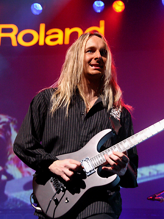 Rob is Playing!!! - February 9, 2008 at Roland Sound Spark in Tokyo