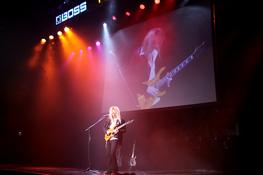 Roland Exhibition 2010 Pic #8