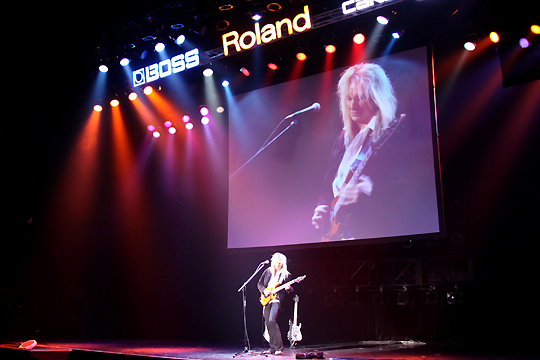 Roland Exhibition 2010 Pic #16