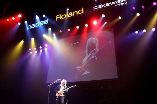 Roland Exhibition 2010 Pic #17