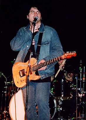 Shugaazer in Nanaimo 2004 #24