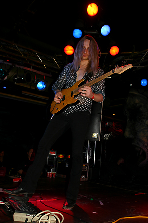 Live at UFOR3 #82